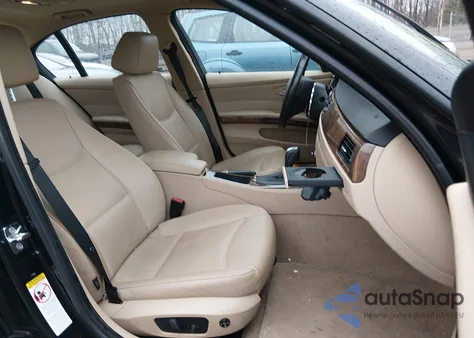 2008 BMW 328Xi z USA, uszkodzony, nr VIN WBAVC93528K039775